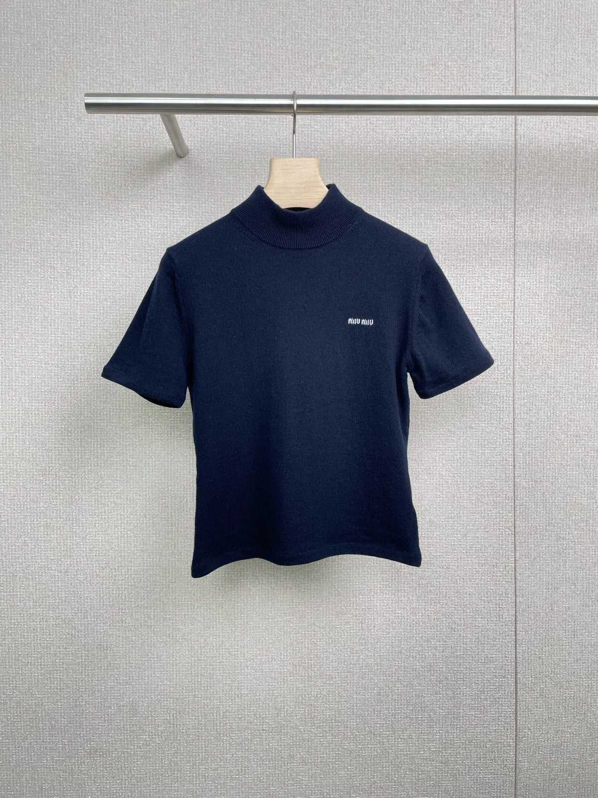 MIUMIU KNIT SWEATER STYLE 235