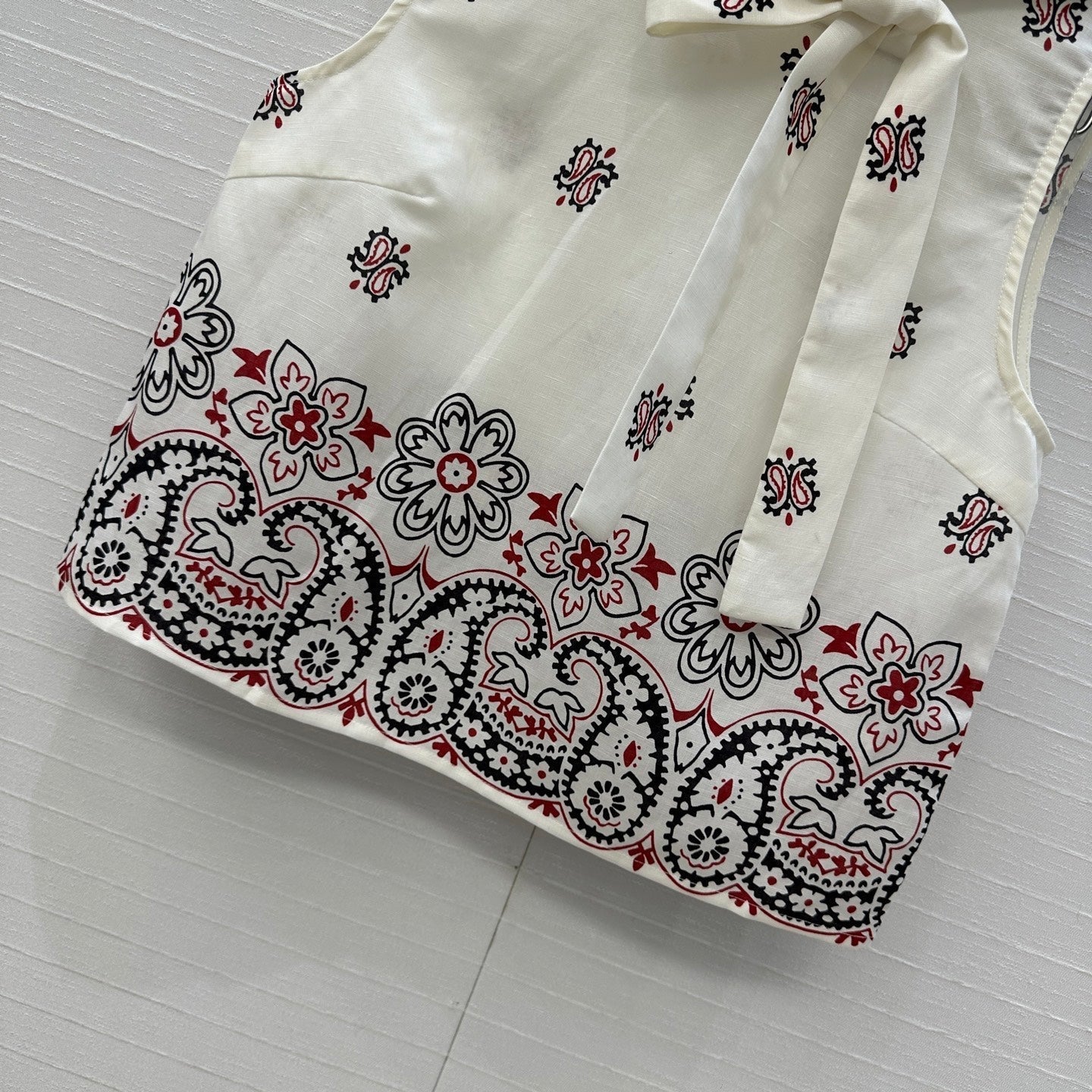 MIUMIU SLEEVELESS TOP AND SKIRT SET 264447