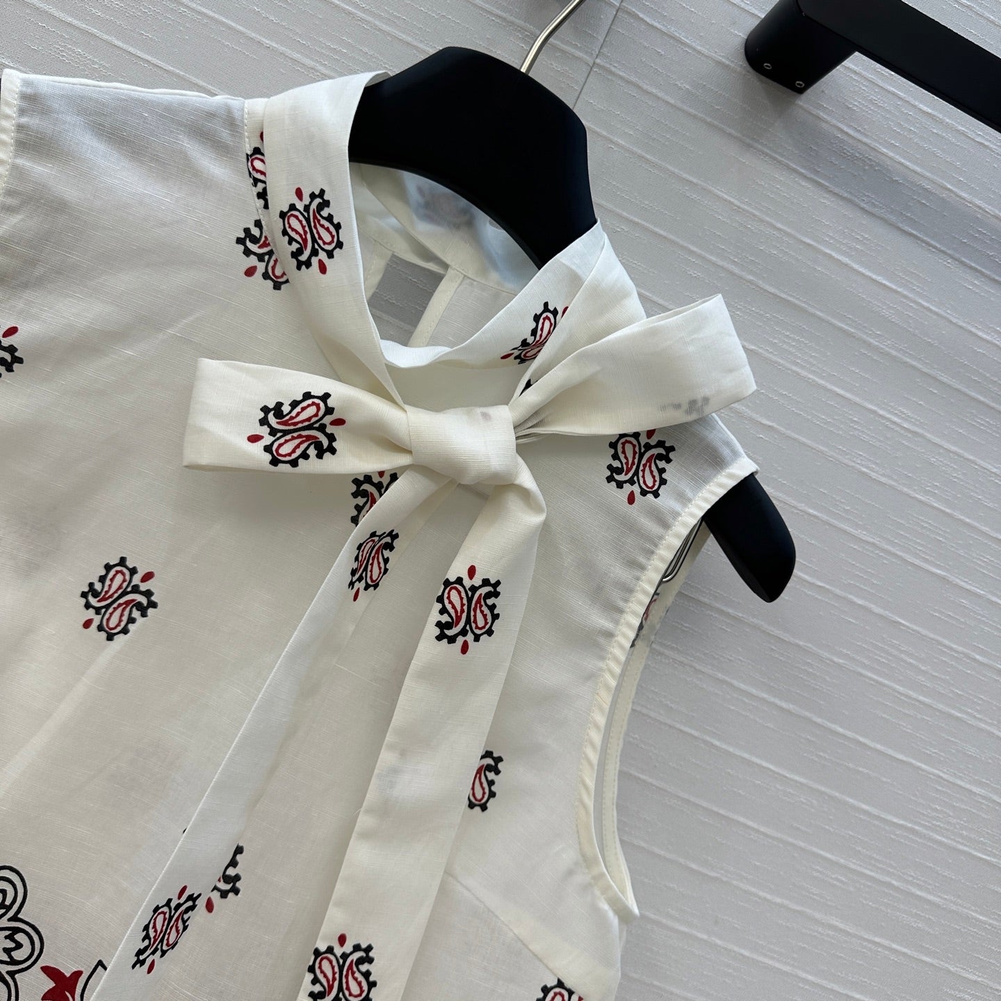 MIUMIU SLEEVELESS TOP AND SKIRT SET 264447