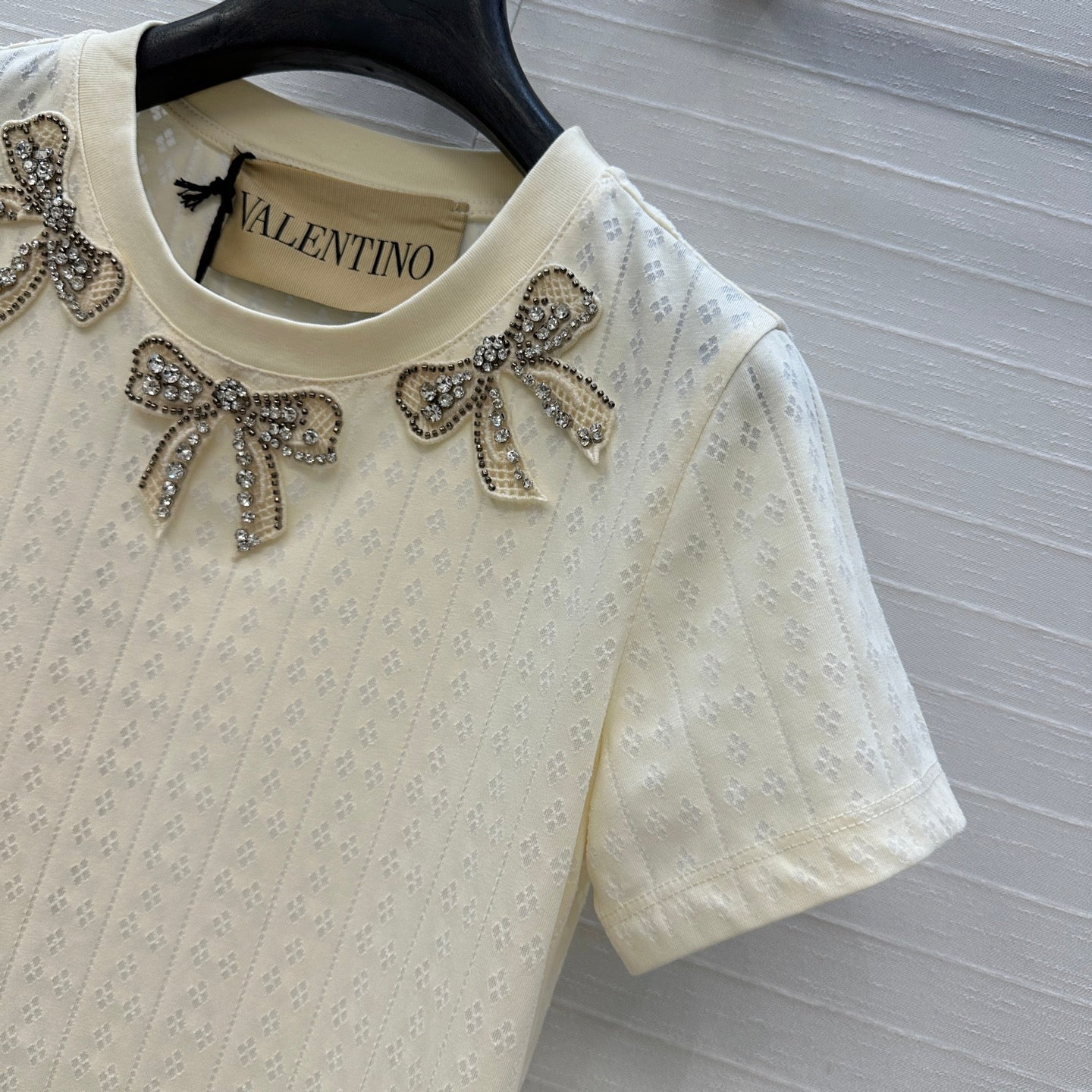 VALENTINO T-SHIRT WITH BOW COLLAR AND RHINESTONES 276158