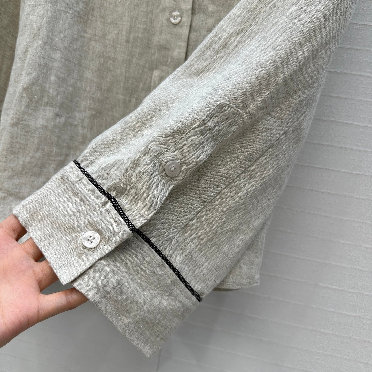 HERMES LONG-SLEEVE SHIRT AND ELASTIC WAIST LONG SKIRT SET 276160