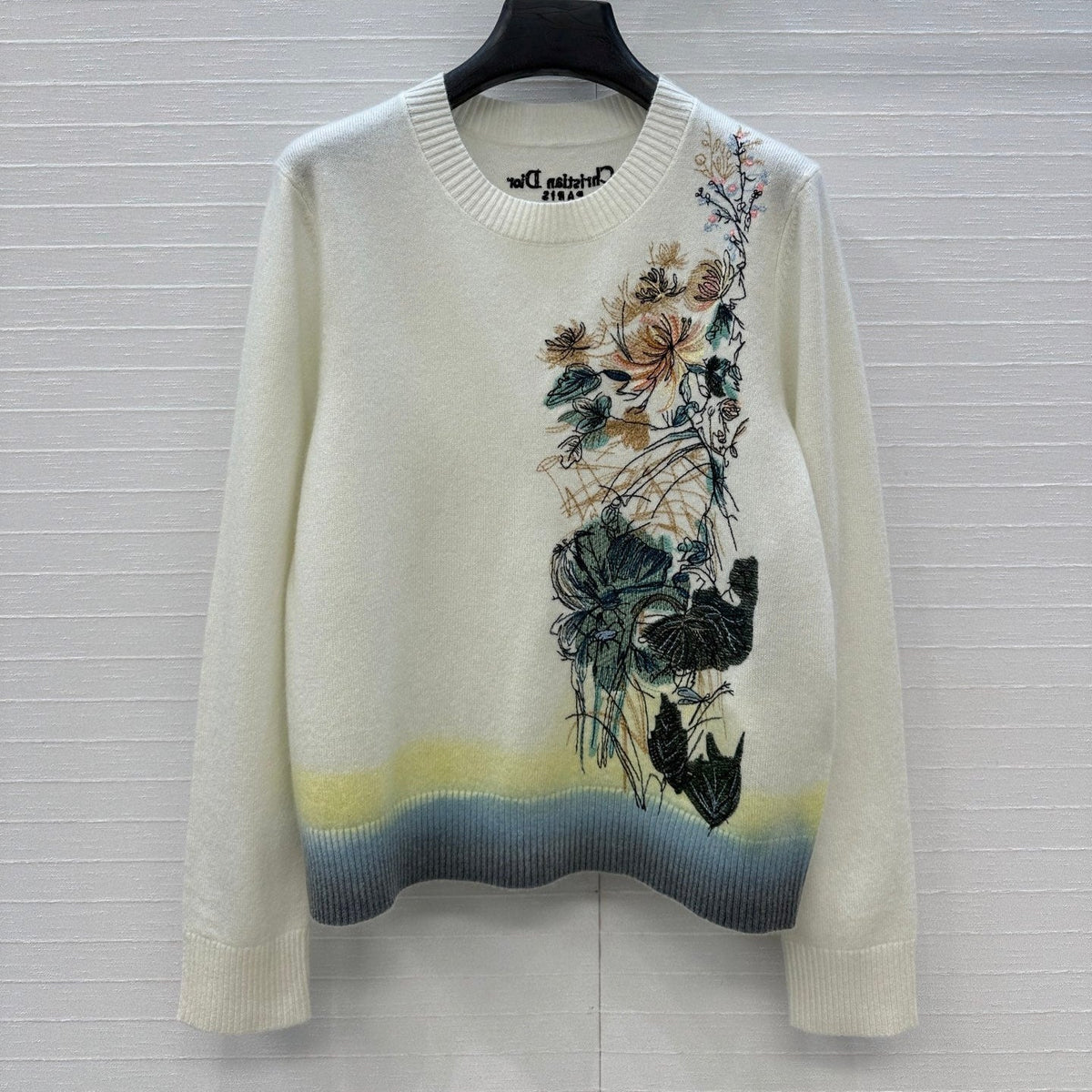 DIOR CASHMERE SWEATER WITH FLORAL EMBROIDERY 276200