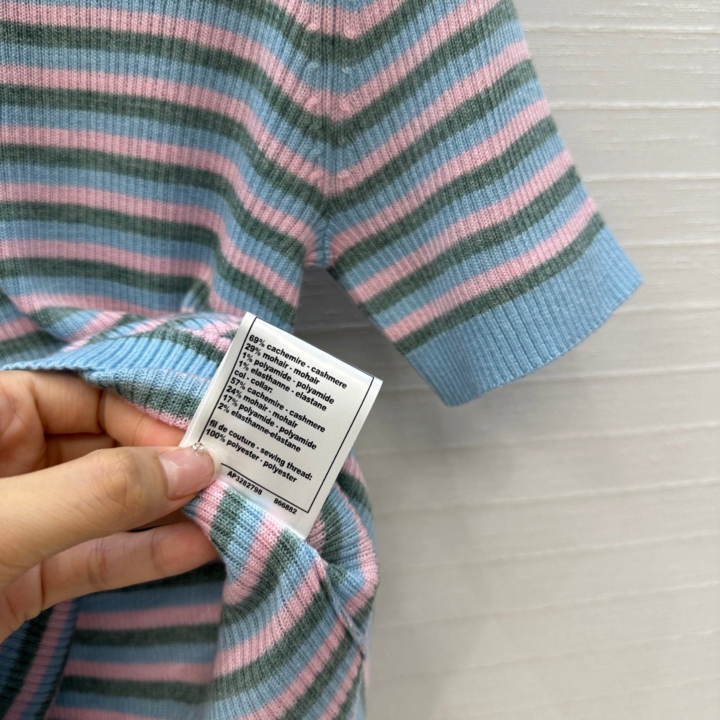 CHANEL KNIT TOP STYLE 60