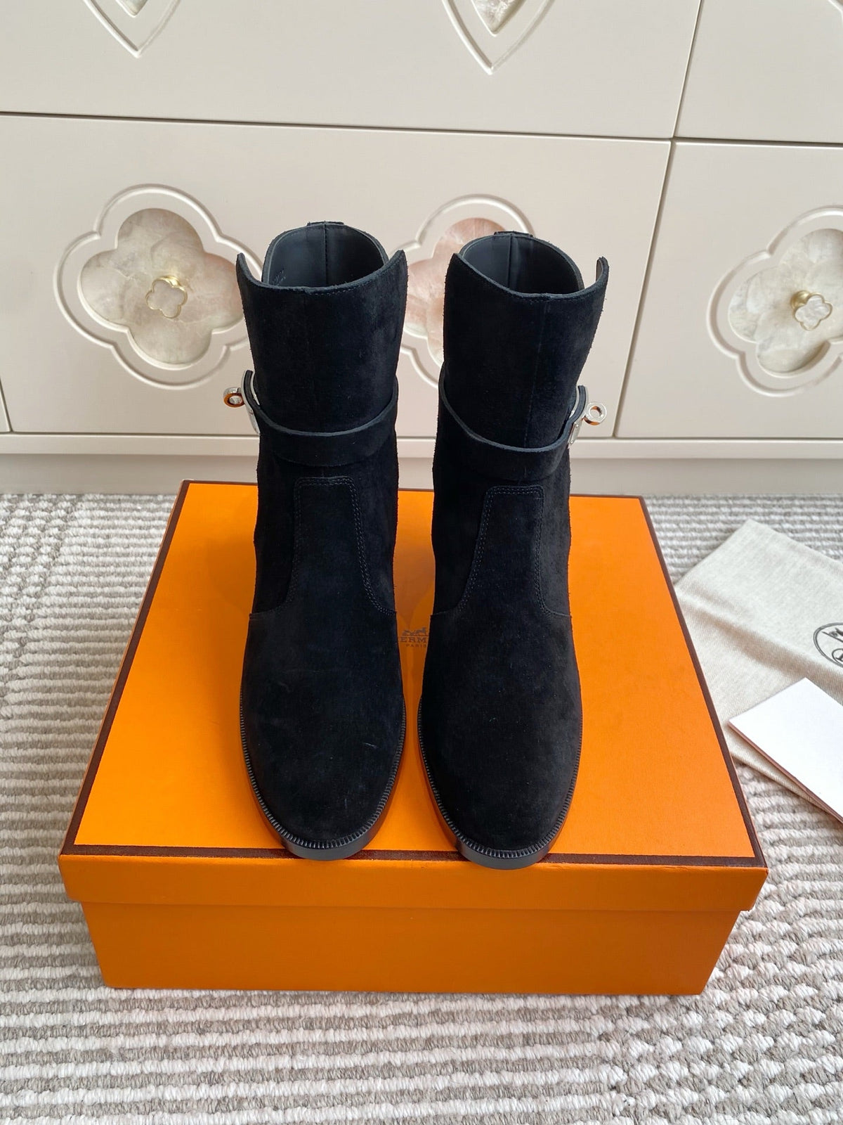 HM 25S FRENCHIE 50 ANKLE BOOT 50 MM IN BLACK SUEDE WITH SILVER HARDWARE