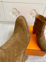 HM 25S FRENCHIE 50 ANKLE BOOT 50 MM IN BROWN SUEDE WITH SILVER HARDWARE