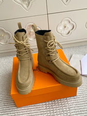 HM 25S ANKLE BOOTS IN WARM BEIGE GOLD SUEDE