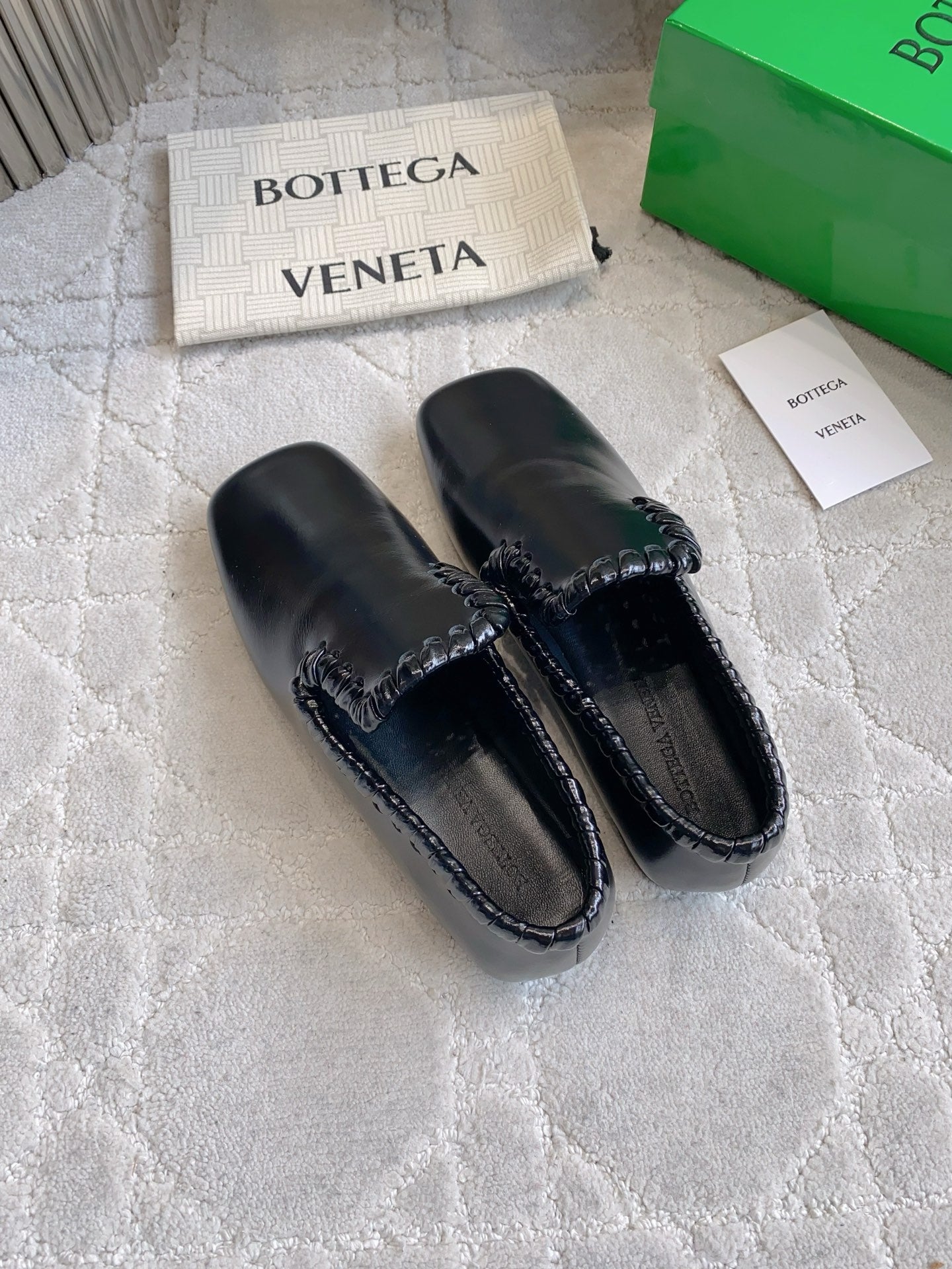 BOTTEGA VENETA 26S SABATO LOAFERS IN BLACK CALFSKIN