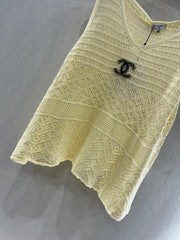 CHANEL LIGHT YELLOW SLEEVELESS KNIT TOP
