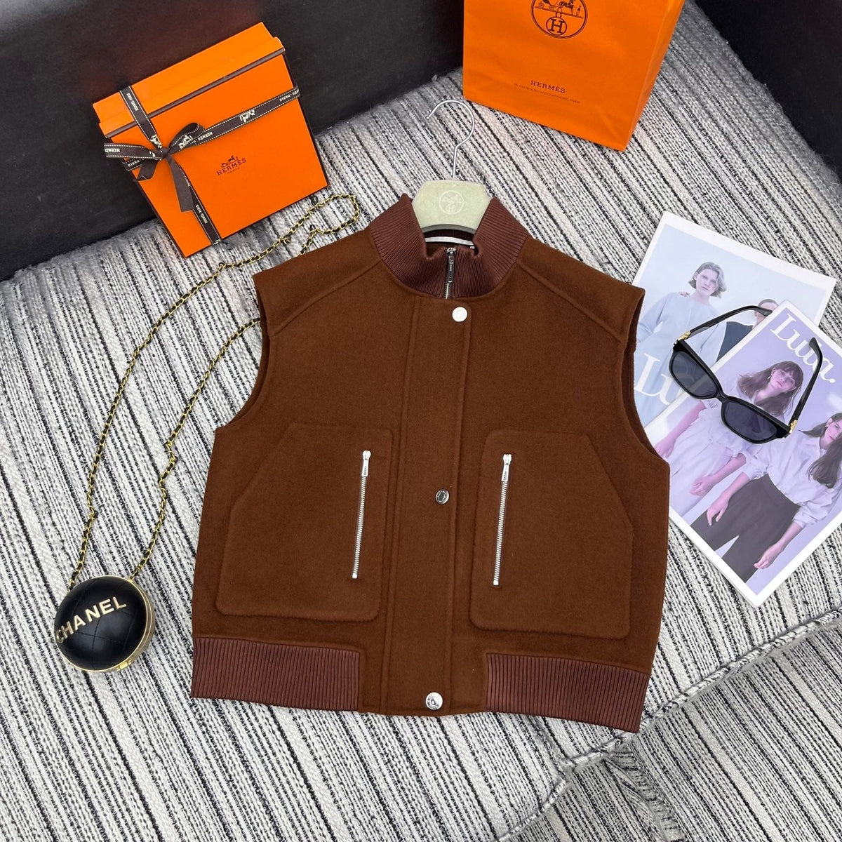 HERMES 25S REVERSIBLE VEST 103