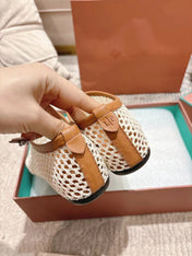 FLAT SHOES IN CREAM WHITE MESH FABRIC