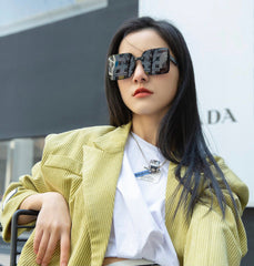 MONTAIGNE SUNGLASS CD2682 IN ACETATE
