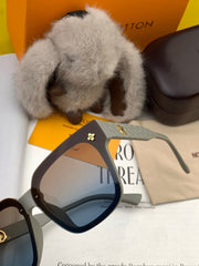 SQUARE SUNGLASSES L2201 IN LIGHT GREY ACETATE