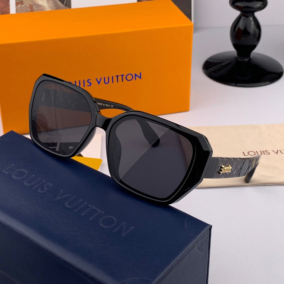 SQUARE SUNGLASSES L7132 IN ACETATE