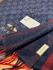 CHANEL 25S SCARF 190 IN CASHMERE 718528