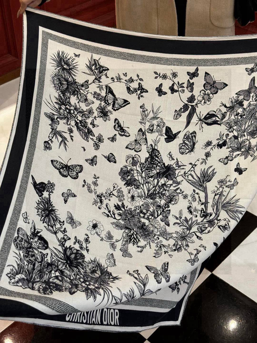 DIOR SCARF 110 CM IN CASHMERE SILK FABRIC 733887