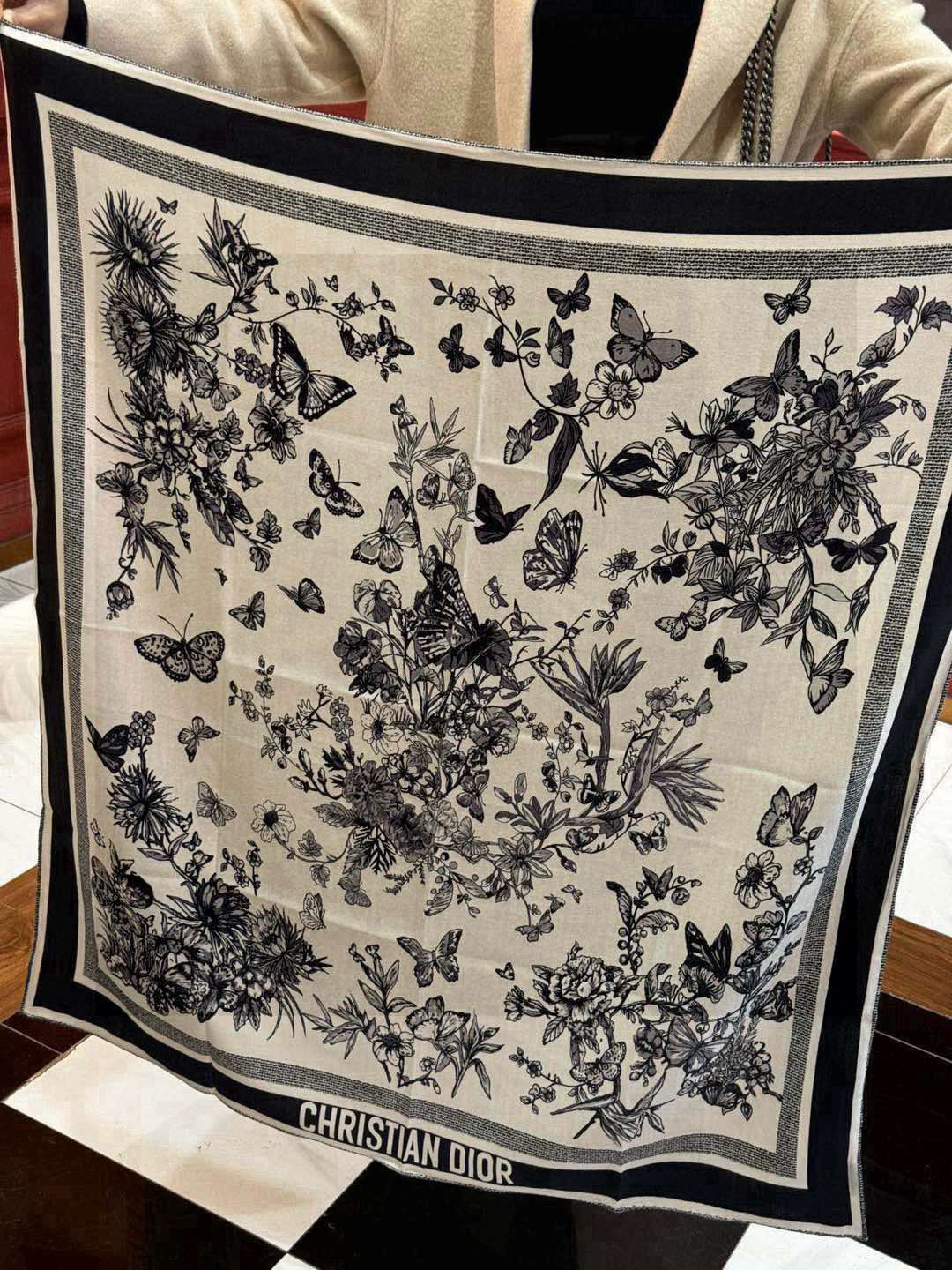 DIOR SCARF 110 CM IN CASHMERE SILK FABRIC 733887