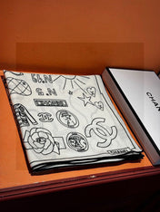 CHANEL 25S SCARF 140 IN SILK 735810