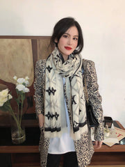 LV SCARF 200 CM IN CASHMERE 738535