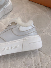 THICK SOLE SNEAKERS IN CHROME GRAY LAMBSKIN WITH RABBIT FUR LINING