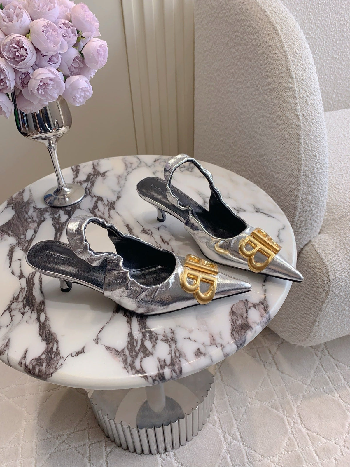 BALENCIAGA 25S HIGH SLINGBACK 35 MM IN SILVER LAMBSKIN WITH GOLD HARDWARE