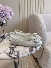 CHANEL 25S CAMELLIA SQUARE TOE FLATS IN WHITE CALFSKIN GOLD HARDWARE