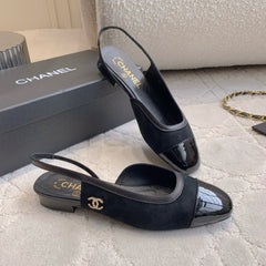 CHANEL 25S SLINGBACK IN BLACK CALFSKIN AND SUEDE GOLD HARDWARE