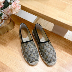 GG  Supreme Flat Shoes Brown Caro