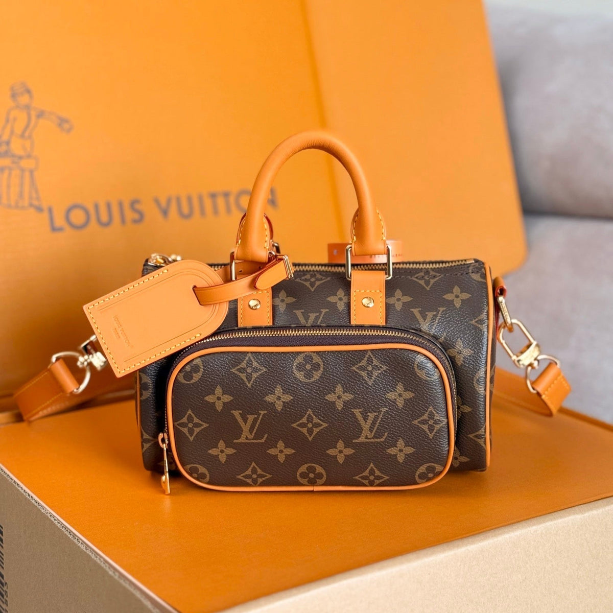 LV 25S KEEPALL CARGO 25 IN BROWN MONOGRAM CANVAS AND CALFSKIN GOLD HARDWARE