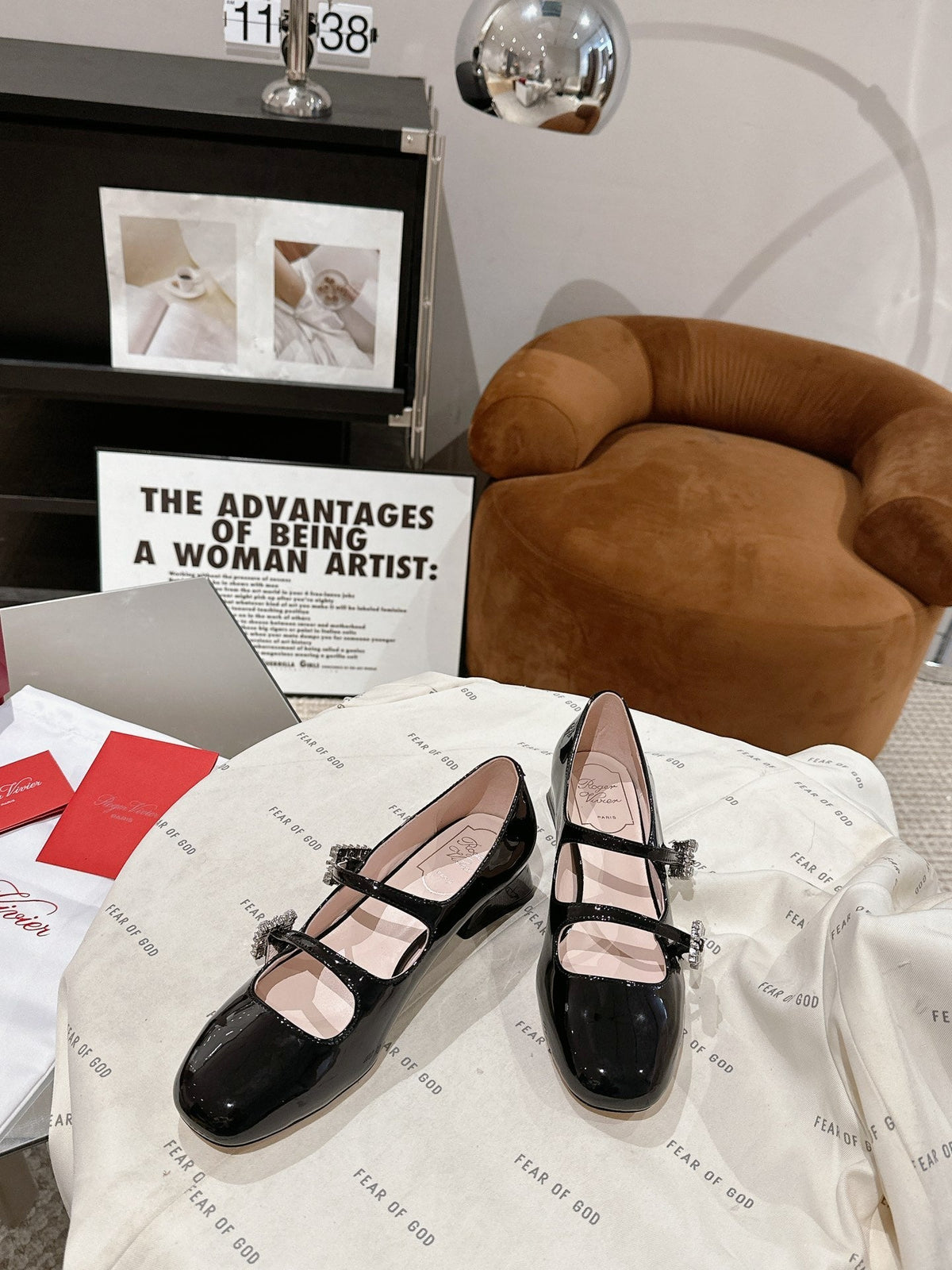 MINI TRES VIVIER STRASS BUCKLE BABIES BALLERINAS IN BLACK PATENT CALFSKIN