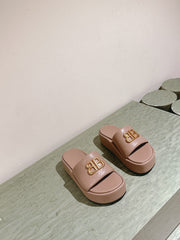 RISE SANDALS IN BEIGE SHINY LAMBSKIN GOLD BUCKLE
