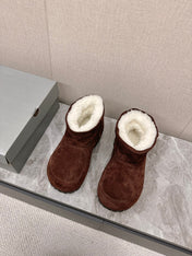 ALASKA BOOTIE IN CHOCOLATE SUEDE AND WOOL LINING
