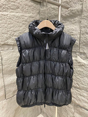 MONCLER PUFFER GILET STYLE 171