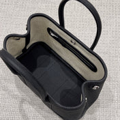 GARDEN PARTY 23CM IN BLACK CALFSKIN