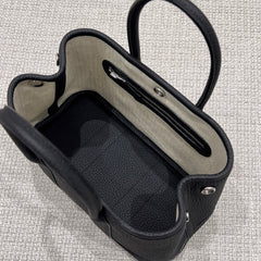 GARDEN PARTY 23CM IN BLACK CALFSKIN