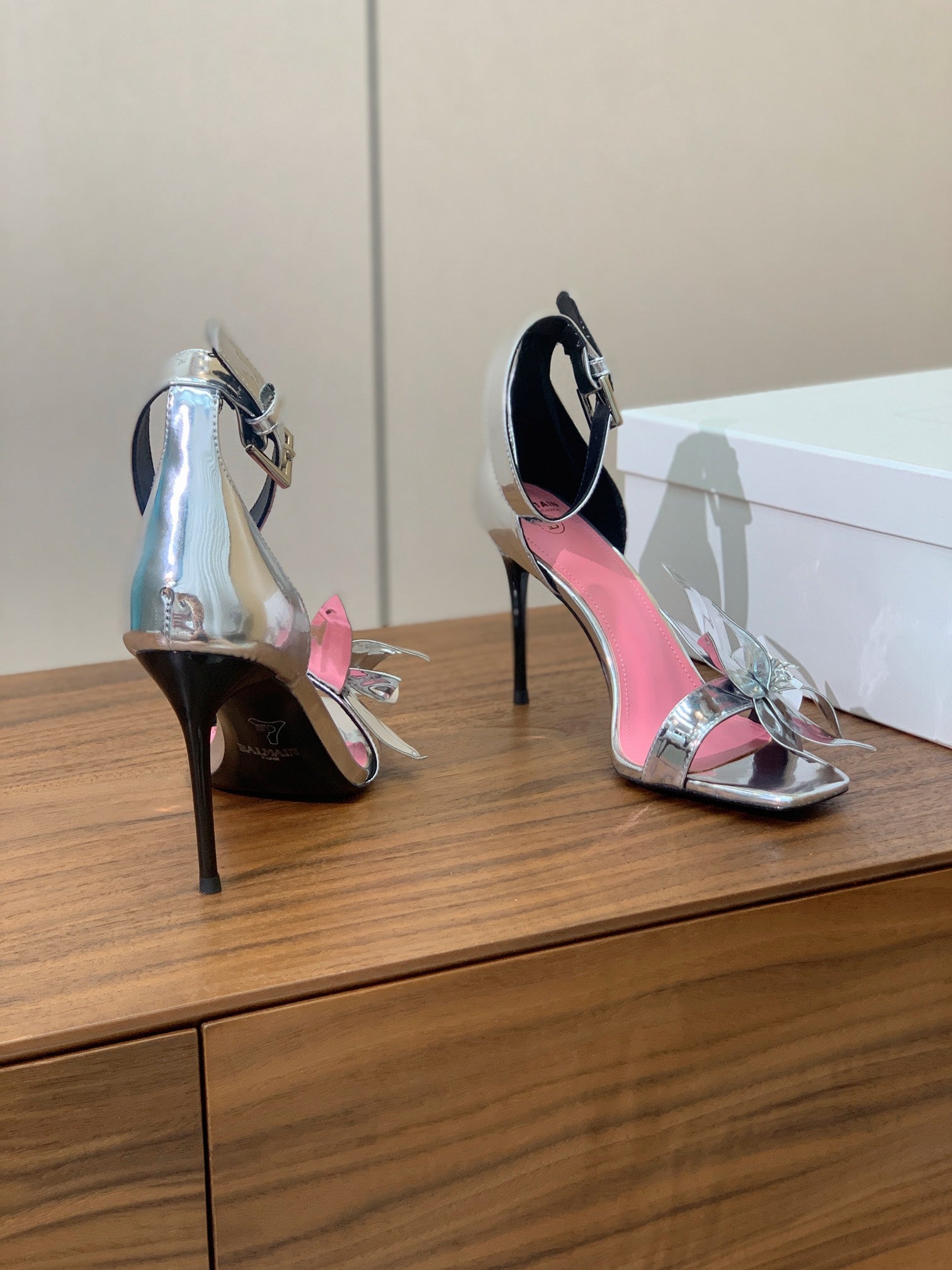 BALMAIN 25S RUBY SILVER HEELED SANDALS 95MM IN PATENT CALFSKIN