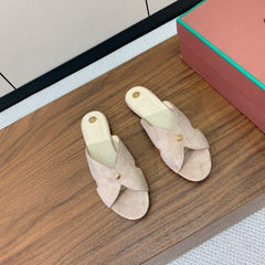 FLAT SLIPPERS IN LIGHT PINK SUEDE