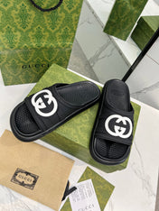 PLATFORM SLIPPERS IN BLACK IMPORTED TPU