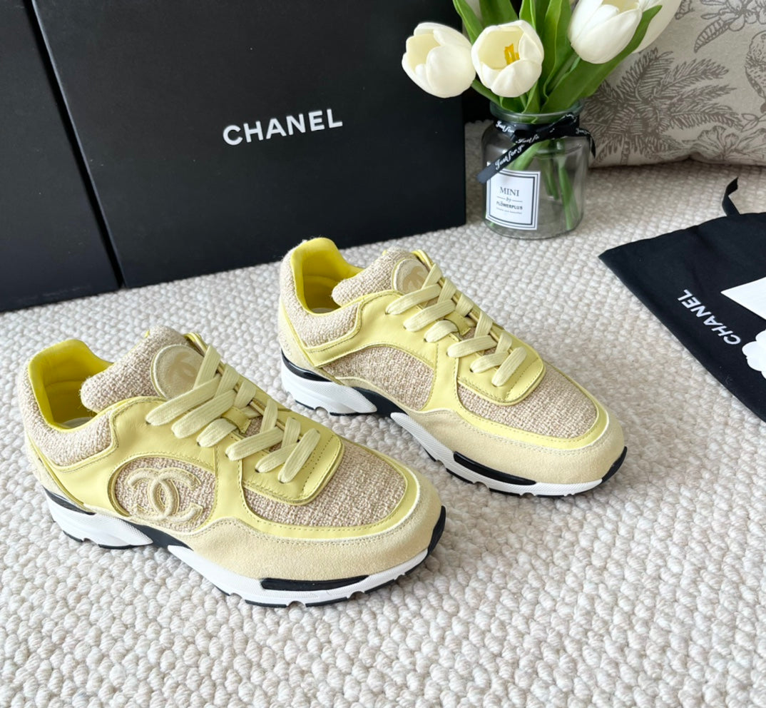 CC SNEAKER IN LIGHT YELLOW WOOL TWEED AND SUEDE