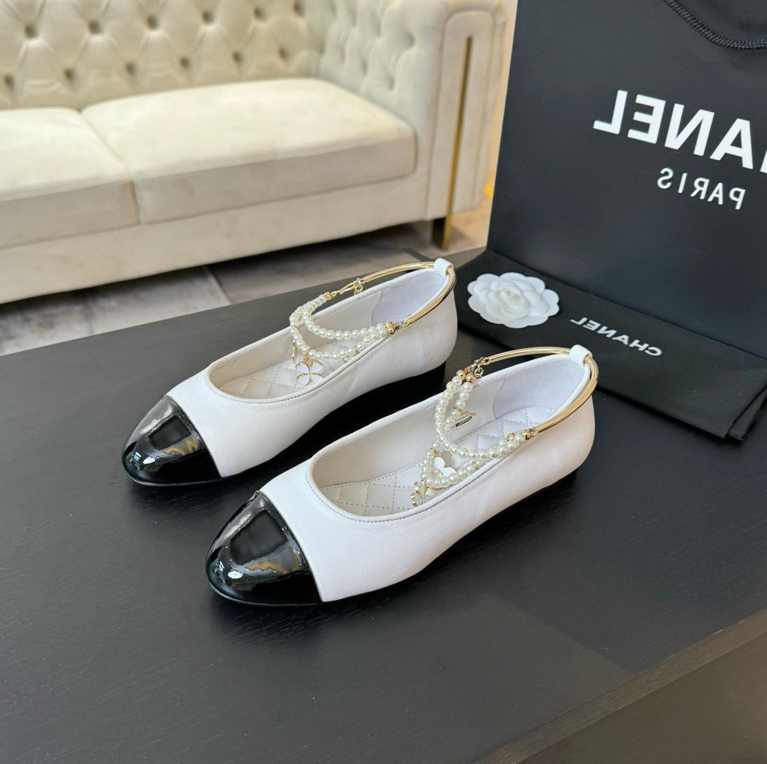 Double Strap Chunky Heel Mary Jane Shoes White Black