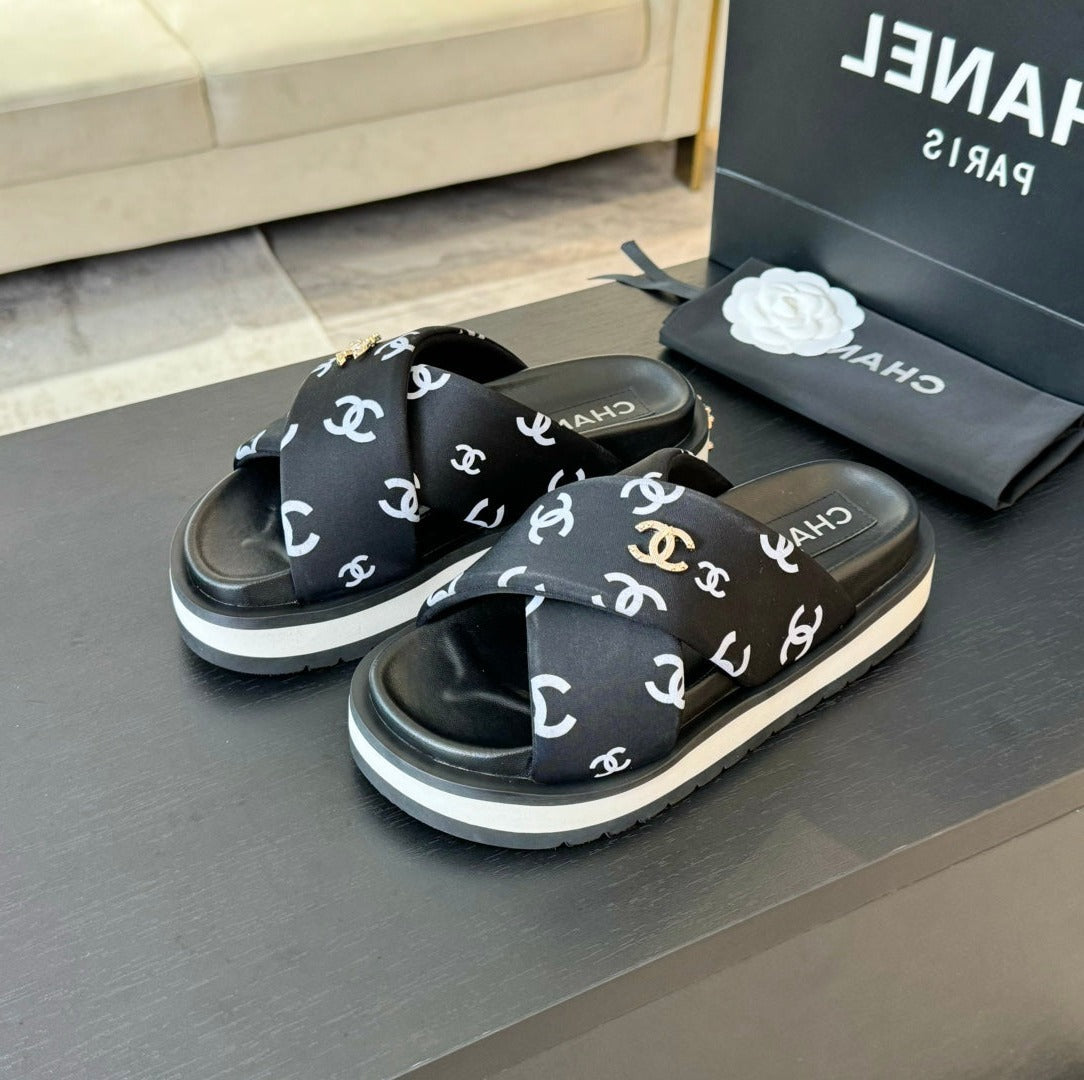 Cross Straps Mule Sandals Lambskin Black