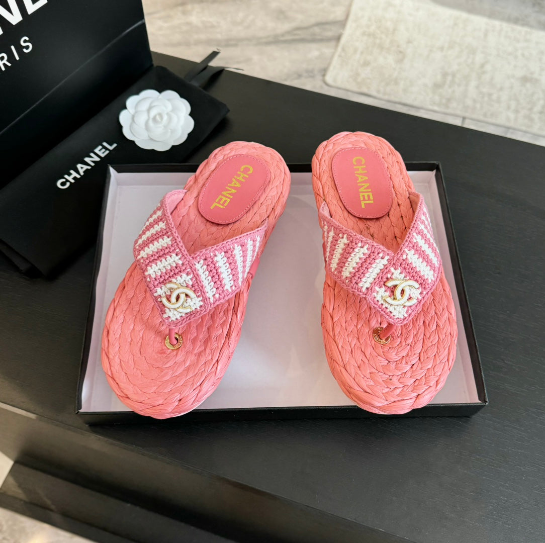 Double C Hottest Knit Flip-Flops Light Pink