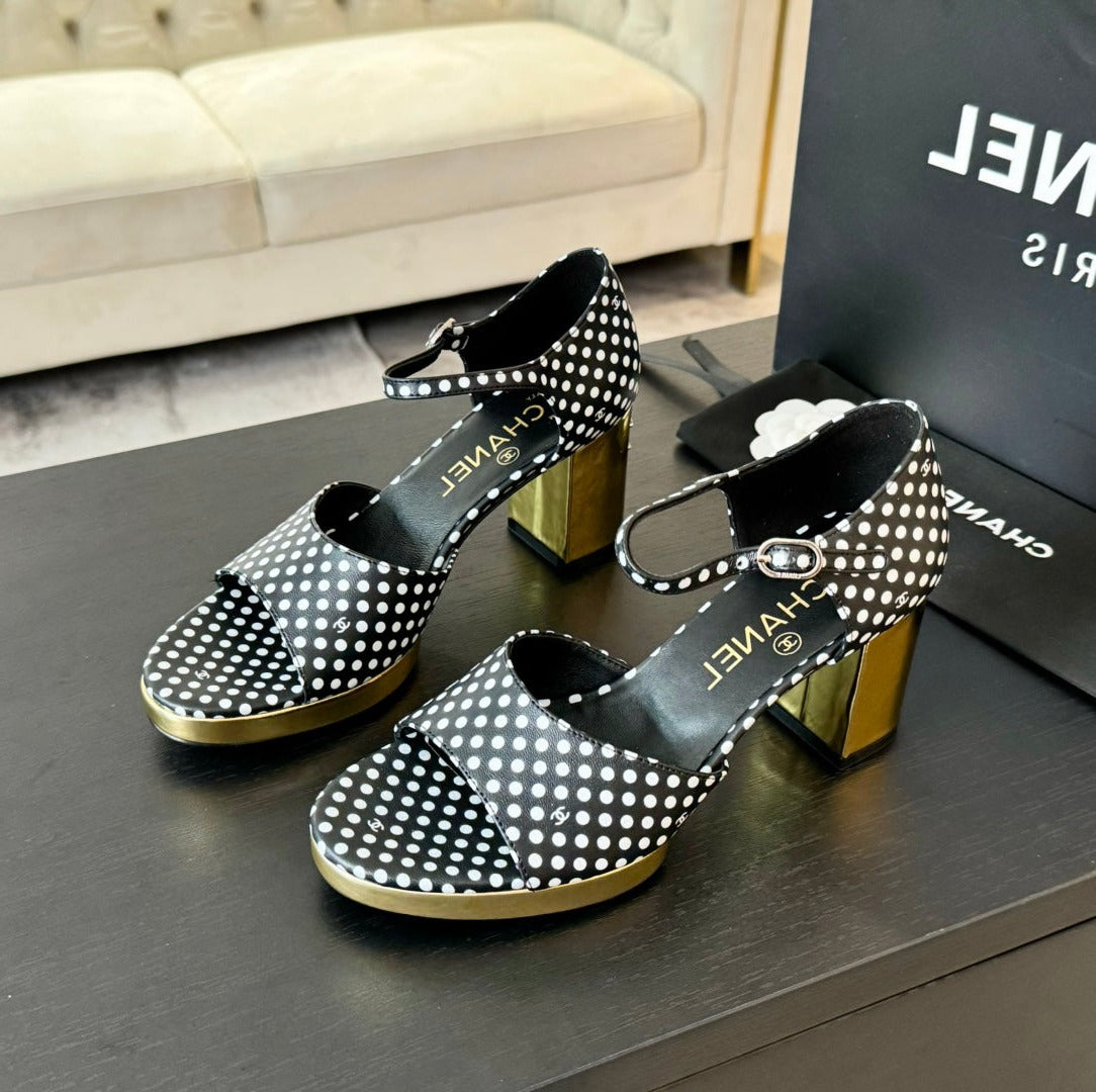 Platform Peep-Toe Sandals Black/White Caro Lambskin