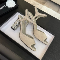 T-STRAP PEARL HEEL 85 MM SANDALS IN PASTEL GRAY SUEDE