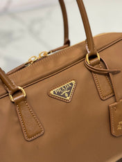 LARGE TOP HANDLE BAG 35 IN CHERRY WOOD NYLON AND CALFSKIN TRIM