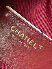 CAMERA BAG 18 IN RED QUILTED LAMBSKIN DOUBLE C GOLD COIN