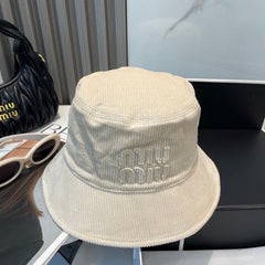 MM BUCKET IN CREAM WHITE VELVET WITH LOGO