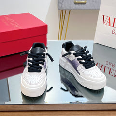 VALENTINO 25S GARAVANI ONE STUD XL PLATFORM SNEAKERS IN WHITE MIX PURPLE LAMBSKIN STYLE 7