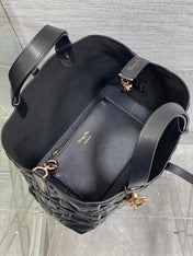 ALWAYS MEDIUM 28 BAG IN BLACK MACROCANNAGE CALFSKIN