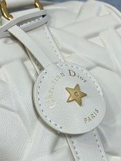 GROOVE 25 BAG IN WHITE CREAM MACROCANNAGE CALFSKIN WITH GOLD HARDWARE