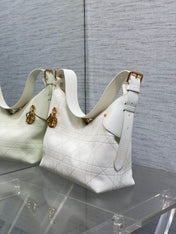 DIOR 25S MEDIUM VOYAGE BAG 28 IN IVORY FLAT MACROCANNAGE GRAINED CALFSKIN